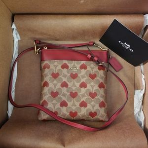 Coach heart Kitt crossbody